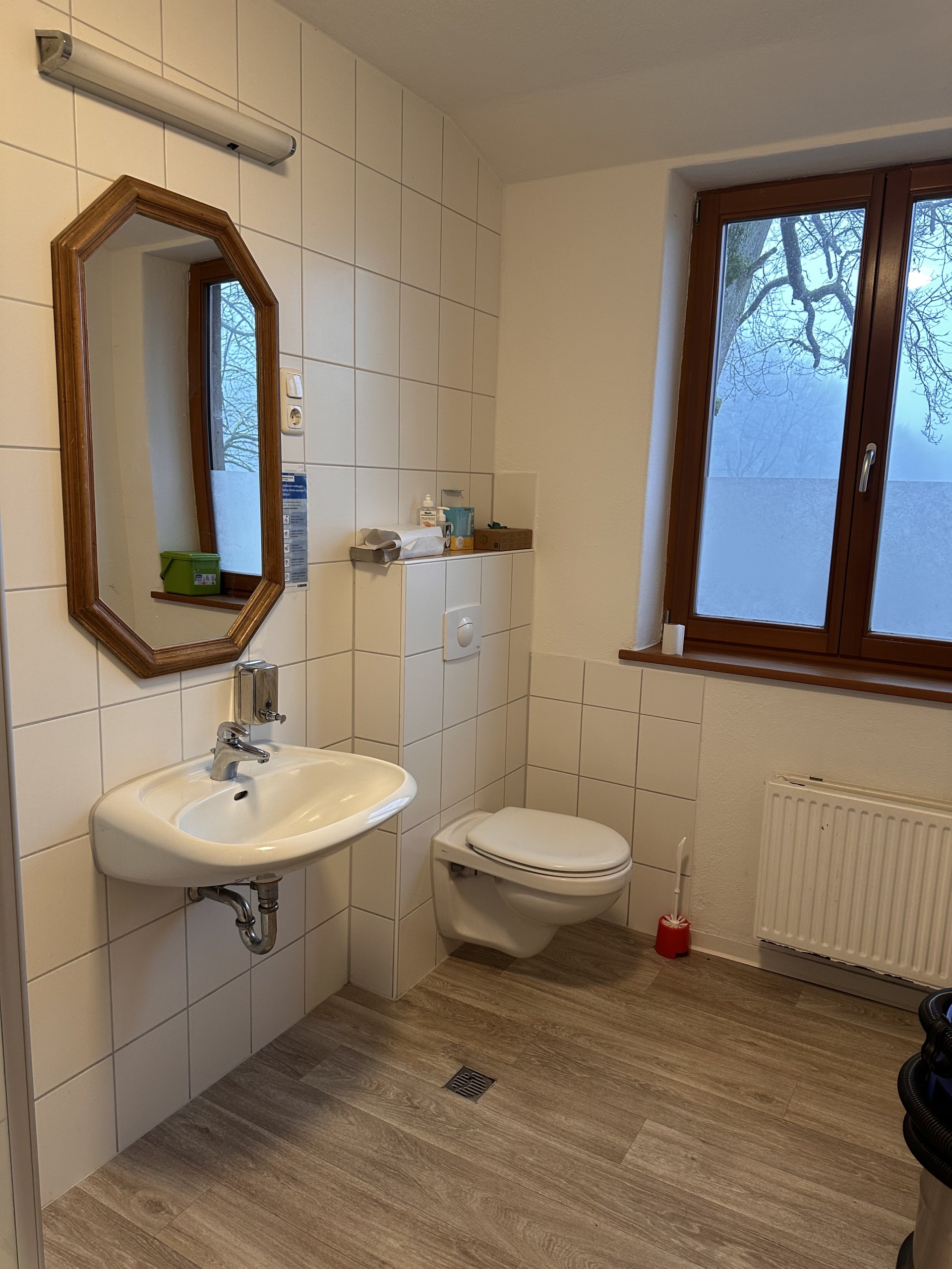 Sanitäranlagen oben